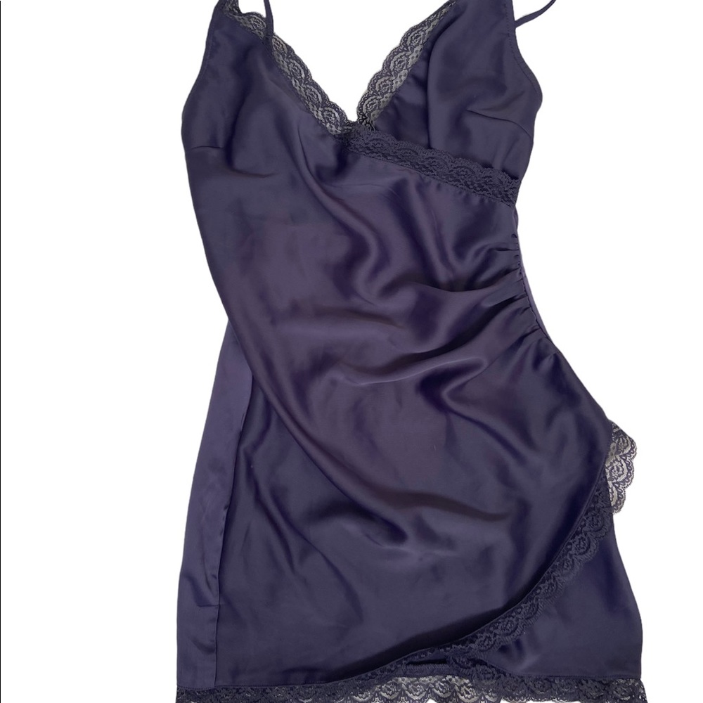 DARK PURPLE LACE DRESS